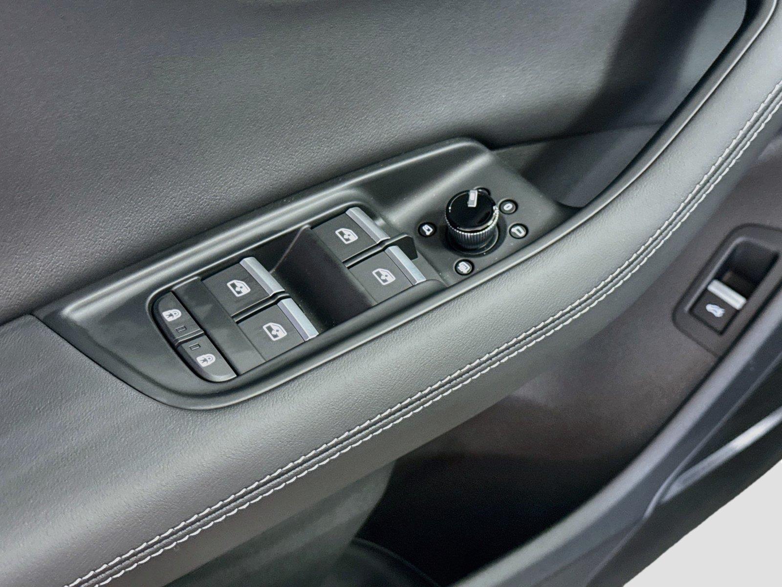 2026 Audi Q7 Premium Plus