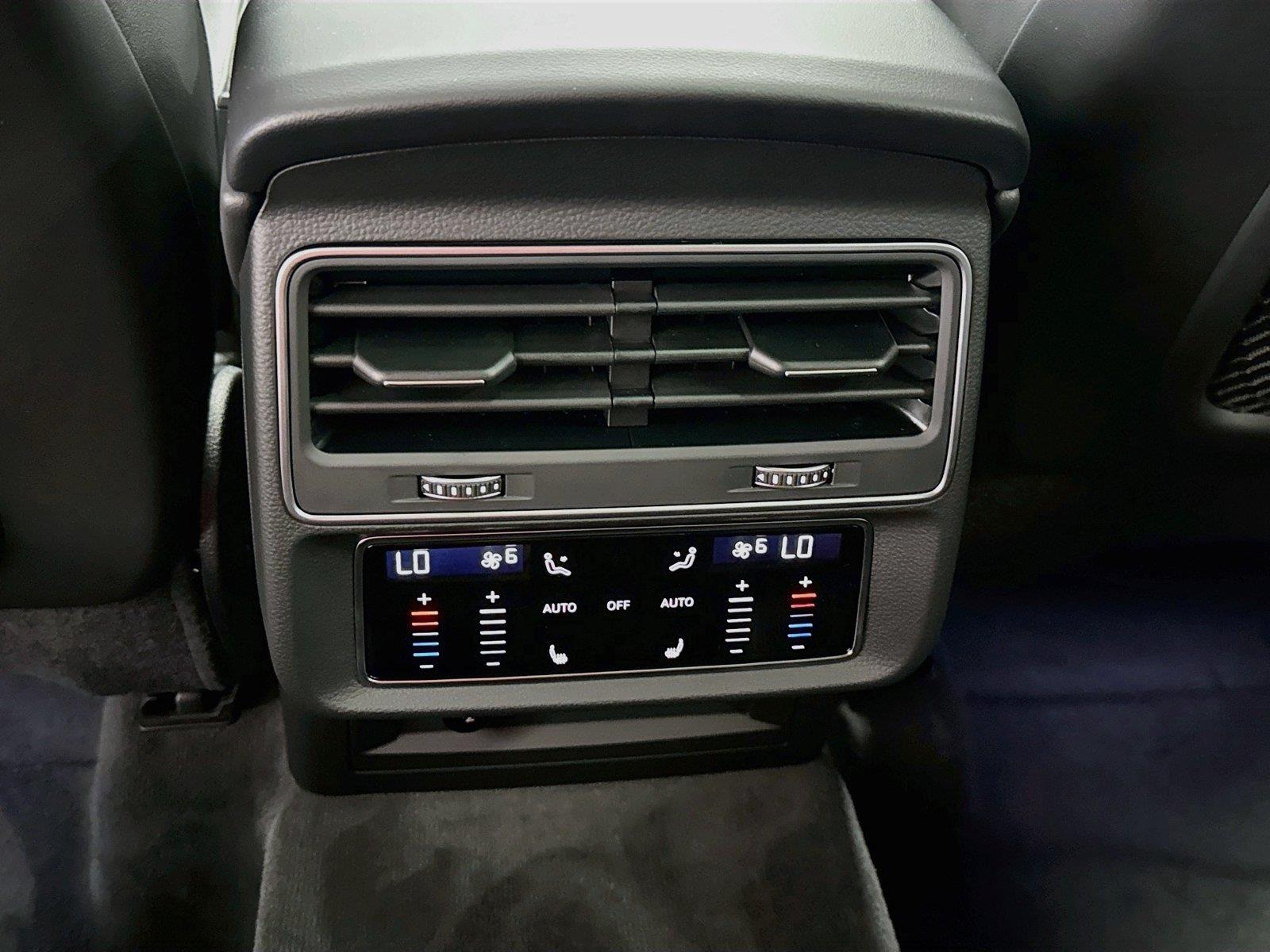 2026 Audi Q7 Premium Plus