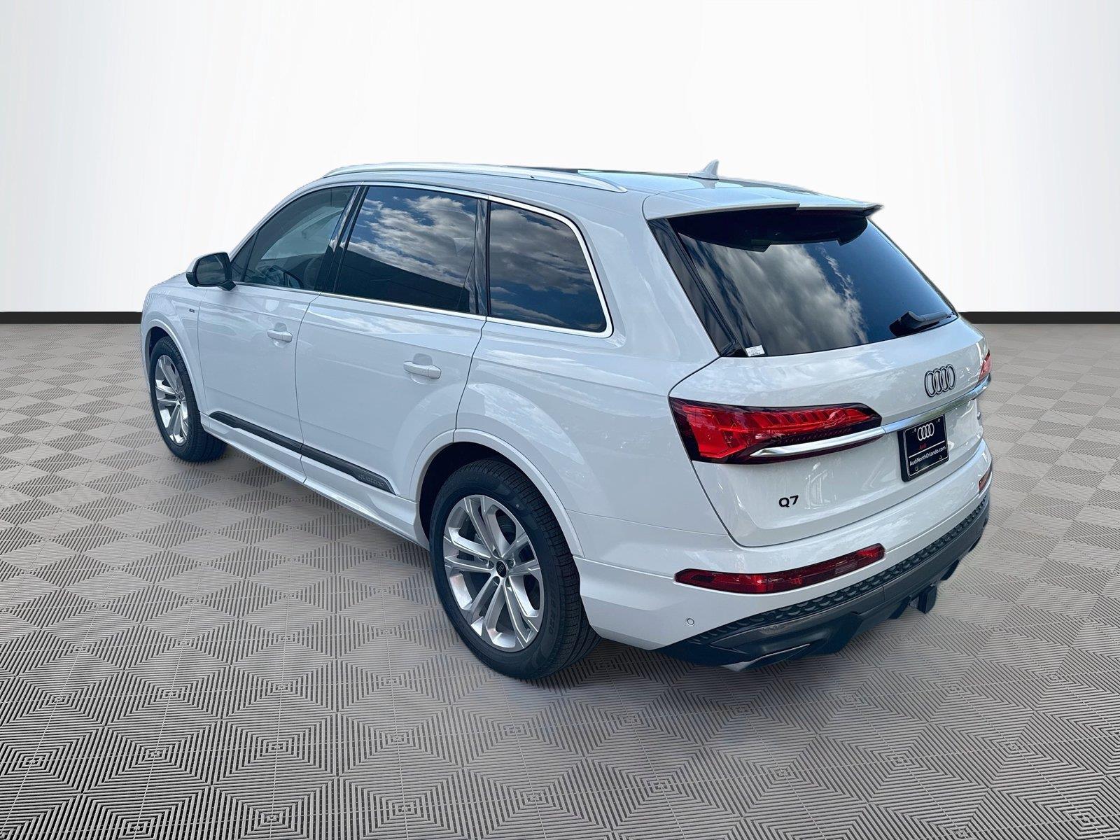 2026 Audi Q7 S line Premium Plus