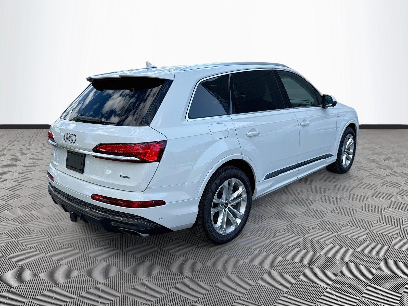 2026 Audi Q7 S line Premium Plus