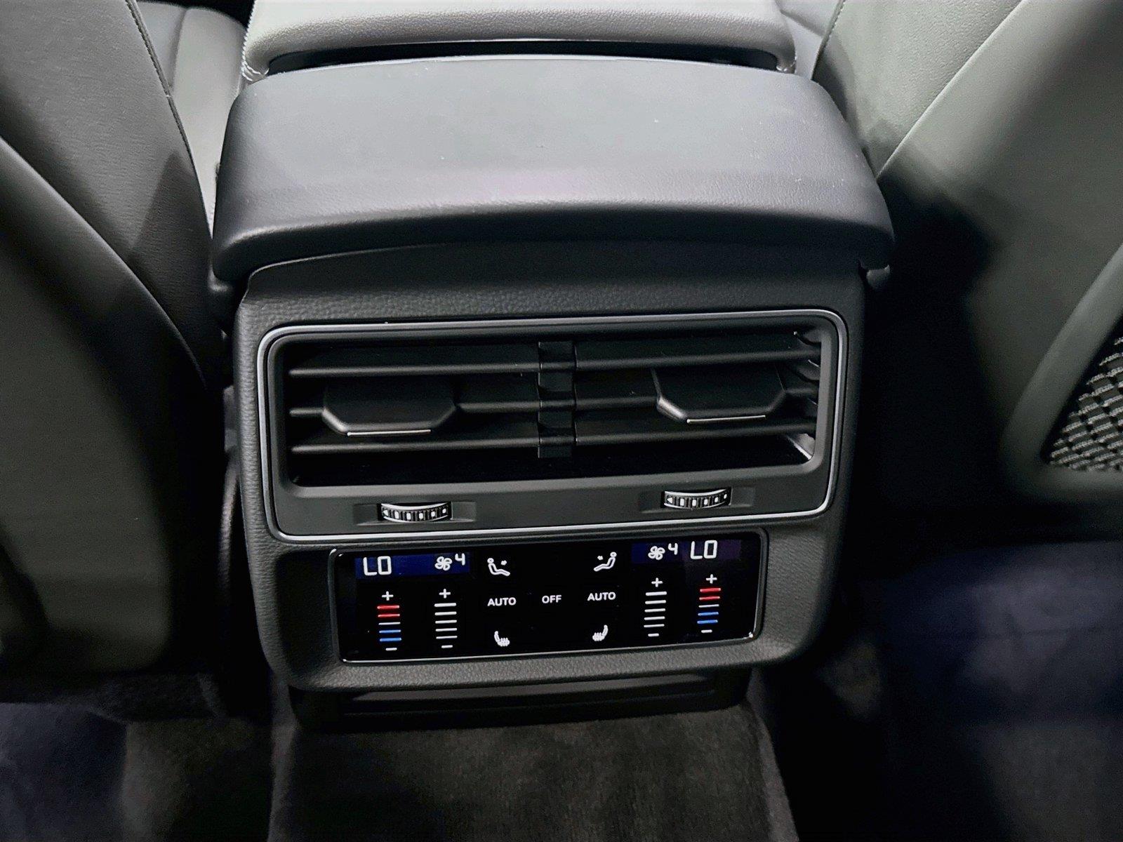 2026 Audi Q7 Premium Plus