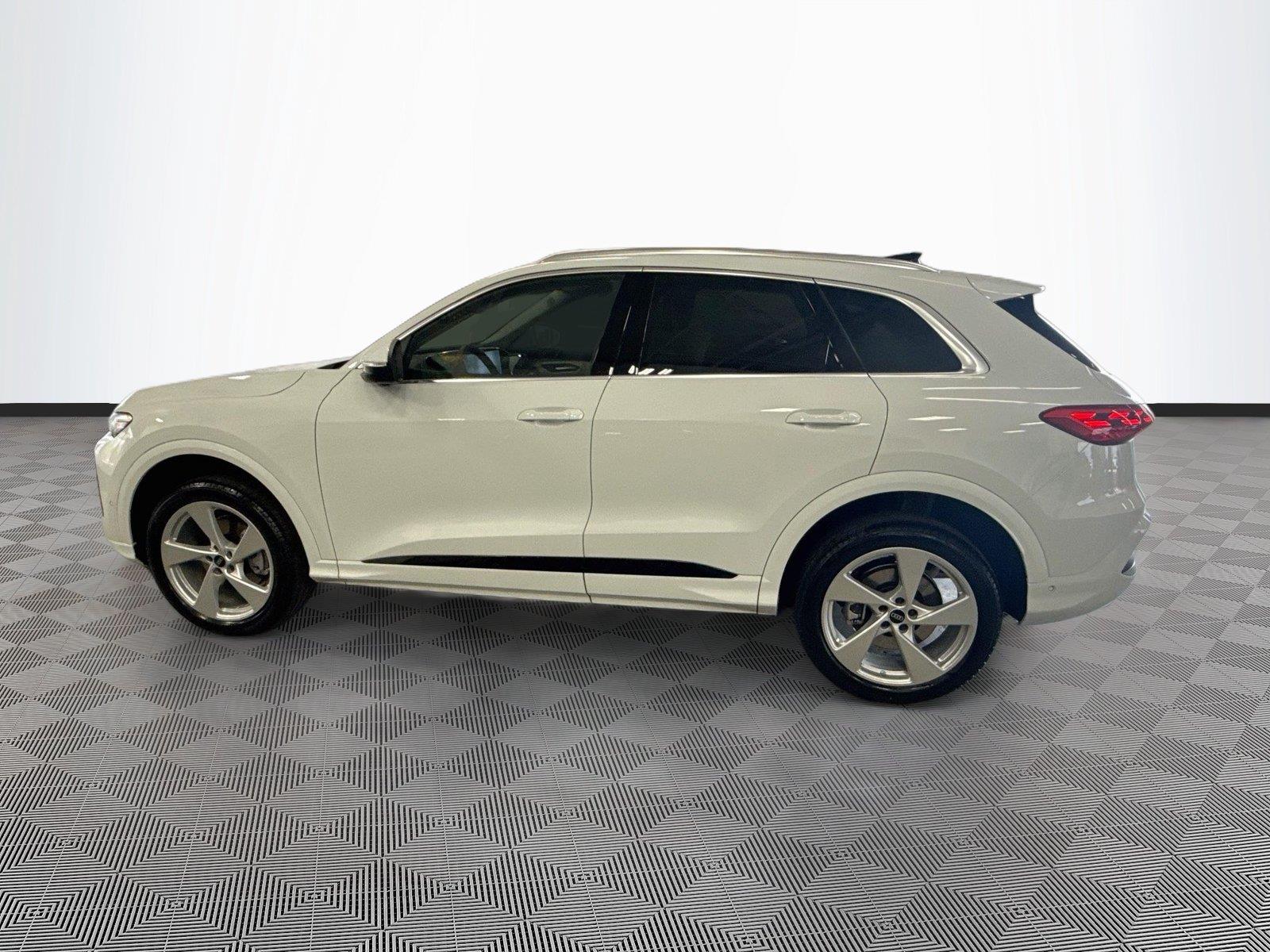 2026 Audi Q5 Premium Plus