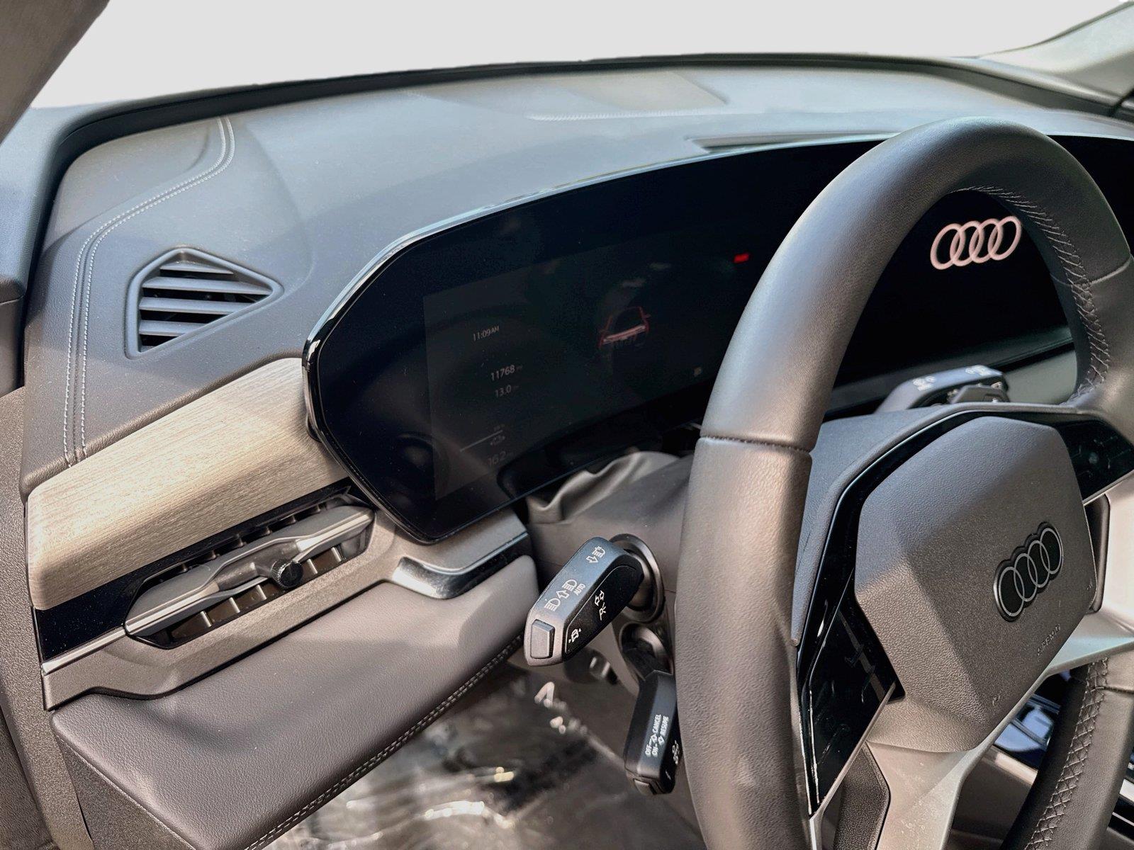 2025 Audi Q6 e-tron Premium