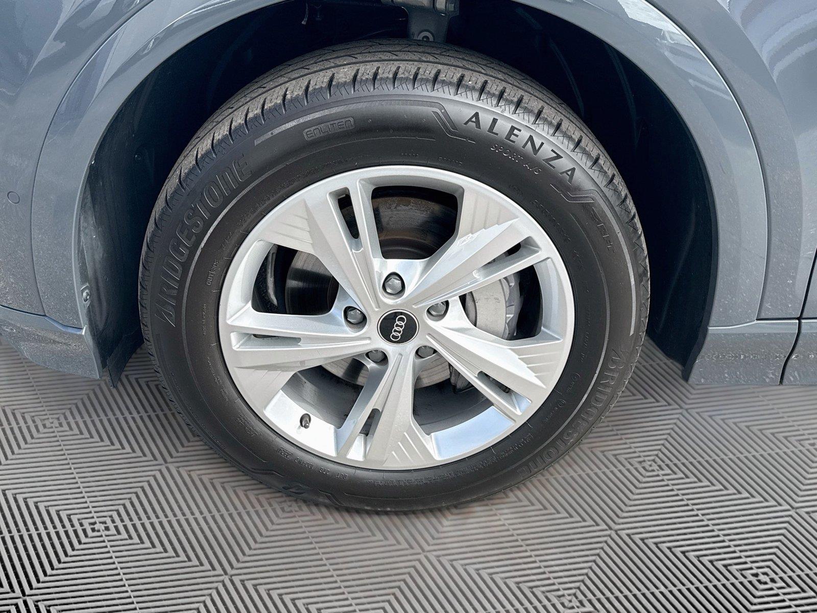 2025 Audi Q6 e-tron Premium