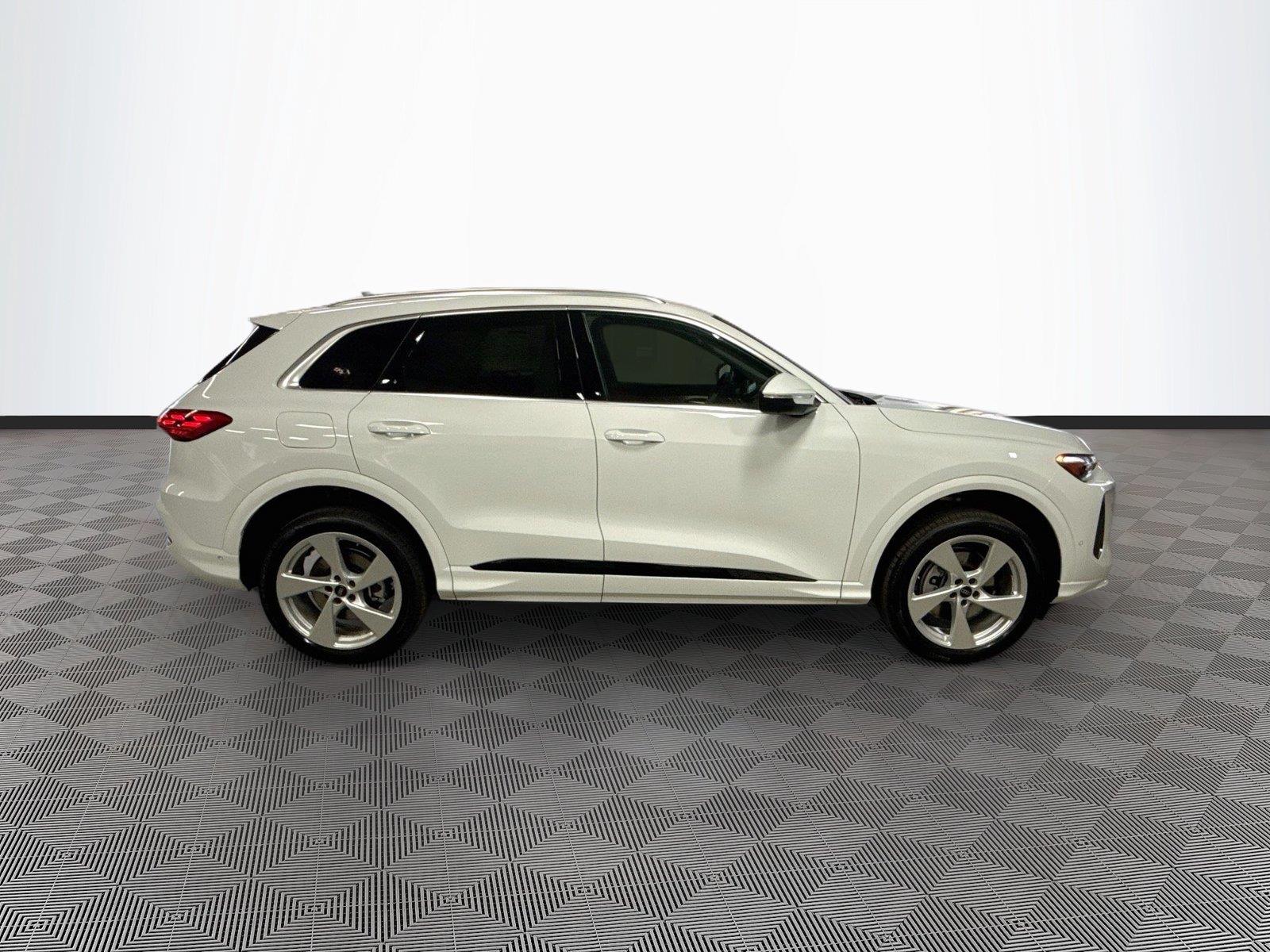 2026 Audi Q5 Premium Plus