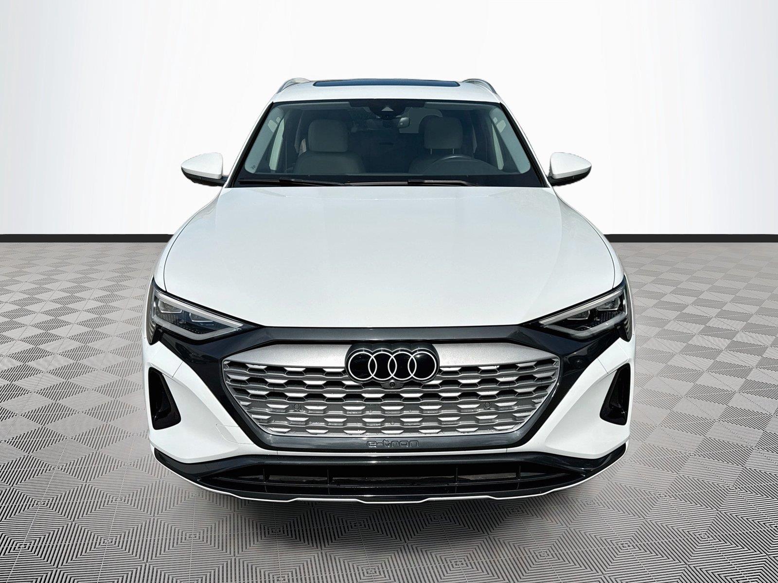 2024 Audi Q8 e-tron Premium Plus