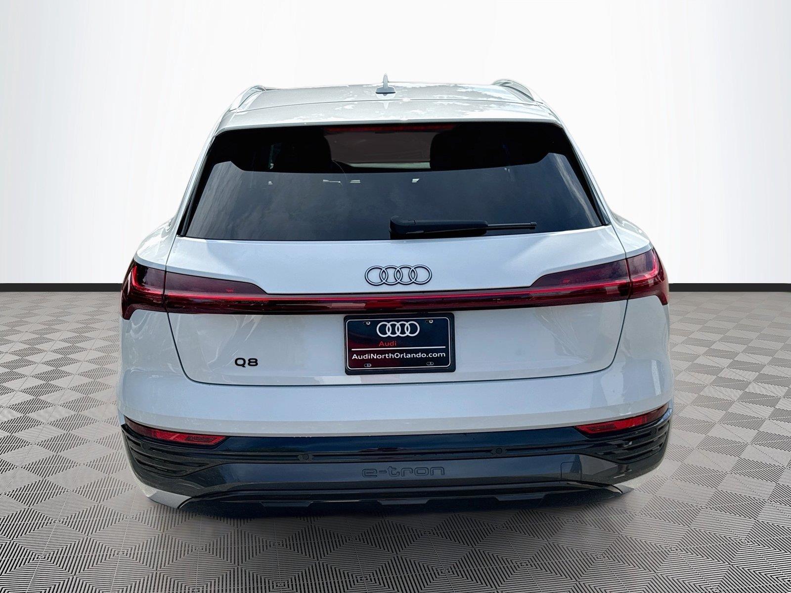 2024 Audi Q8 e-tron Premium Plus