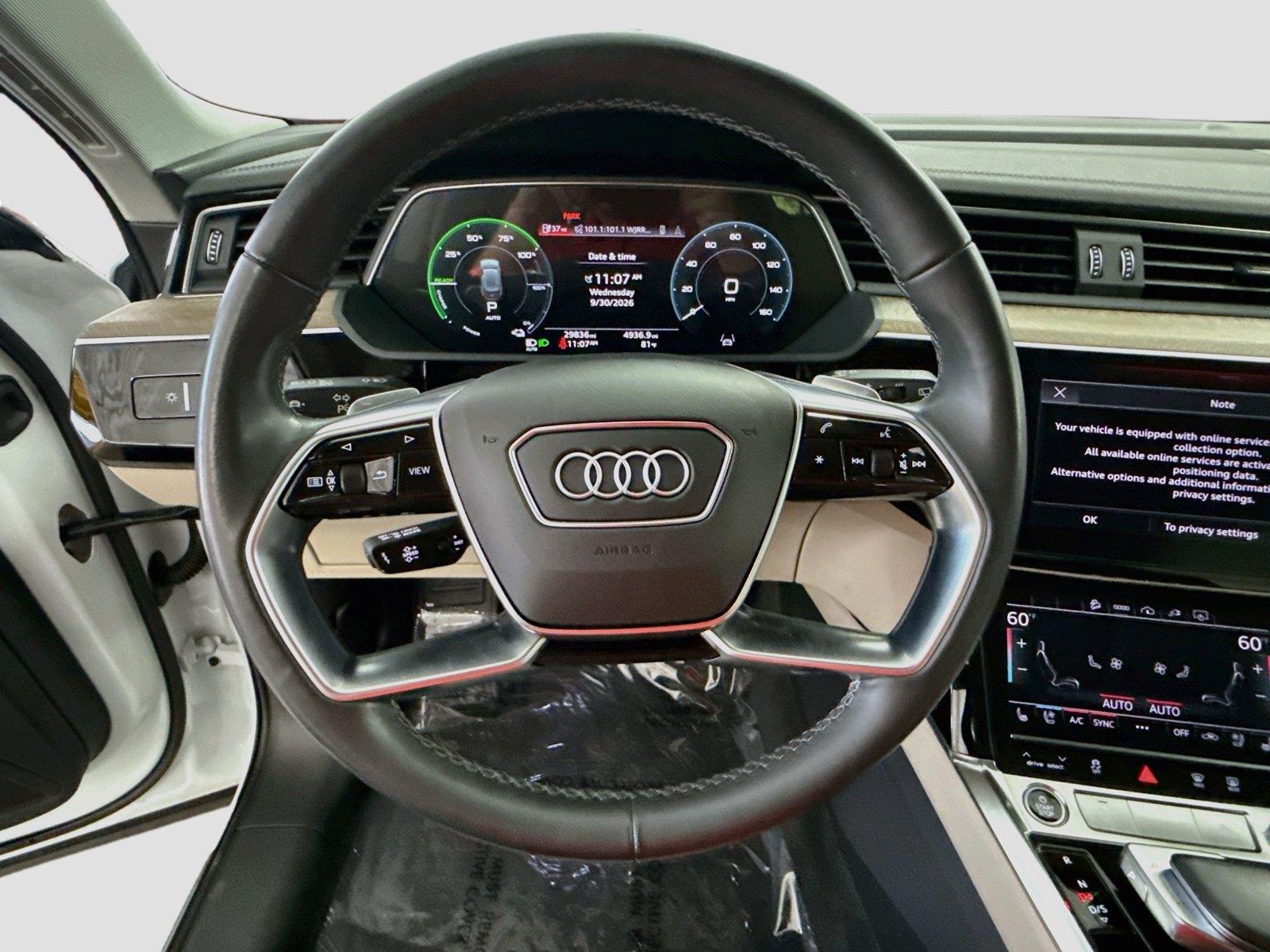 2024 Audi Q8 e-tron Premium Plus