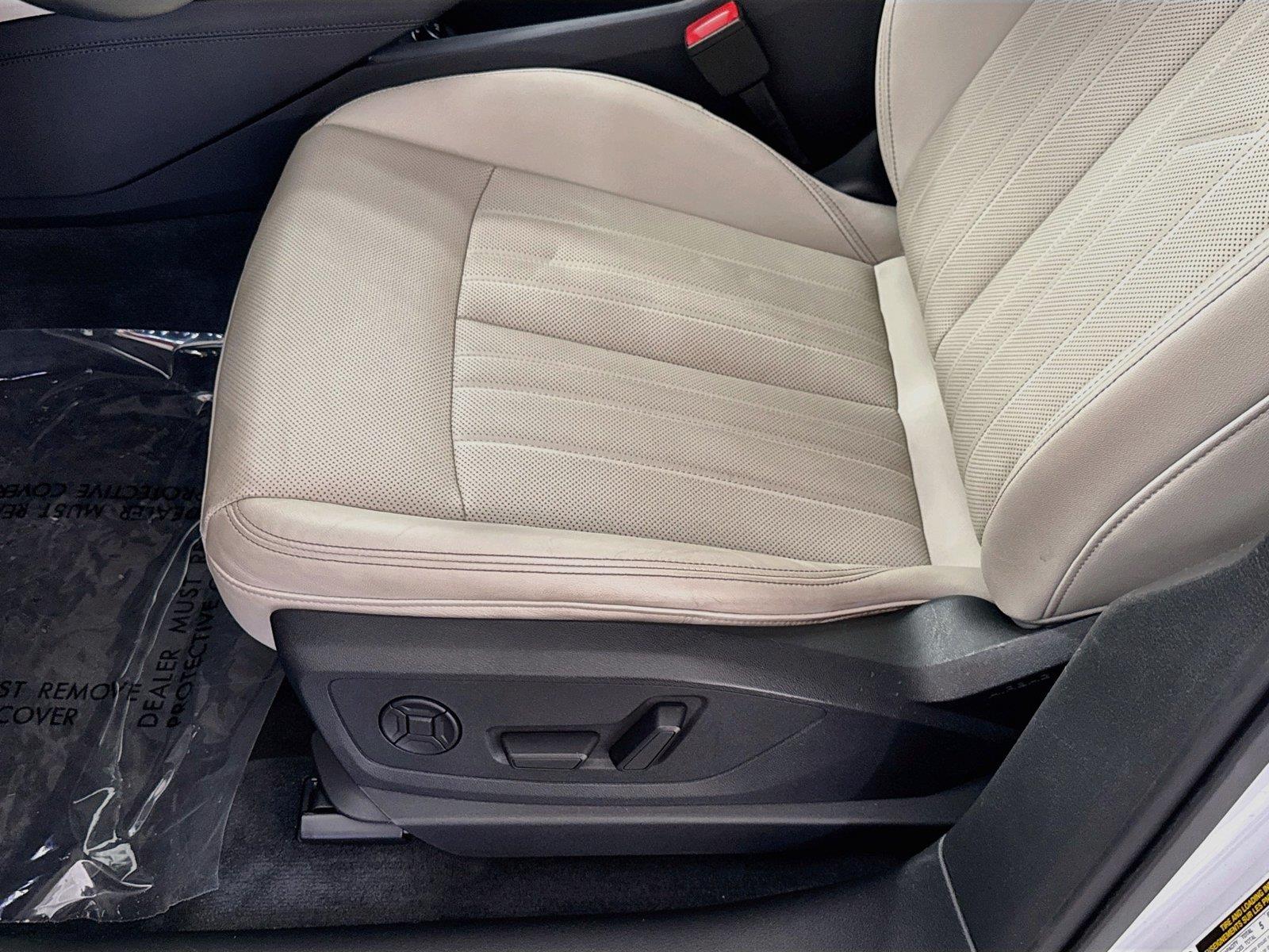 2024 Audi Q8 e-tron Premium Plus