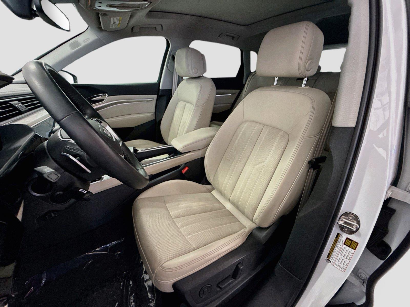 2024 Audi Q8 e-tron Premium Plus