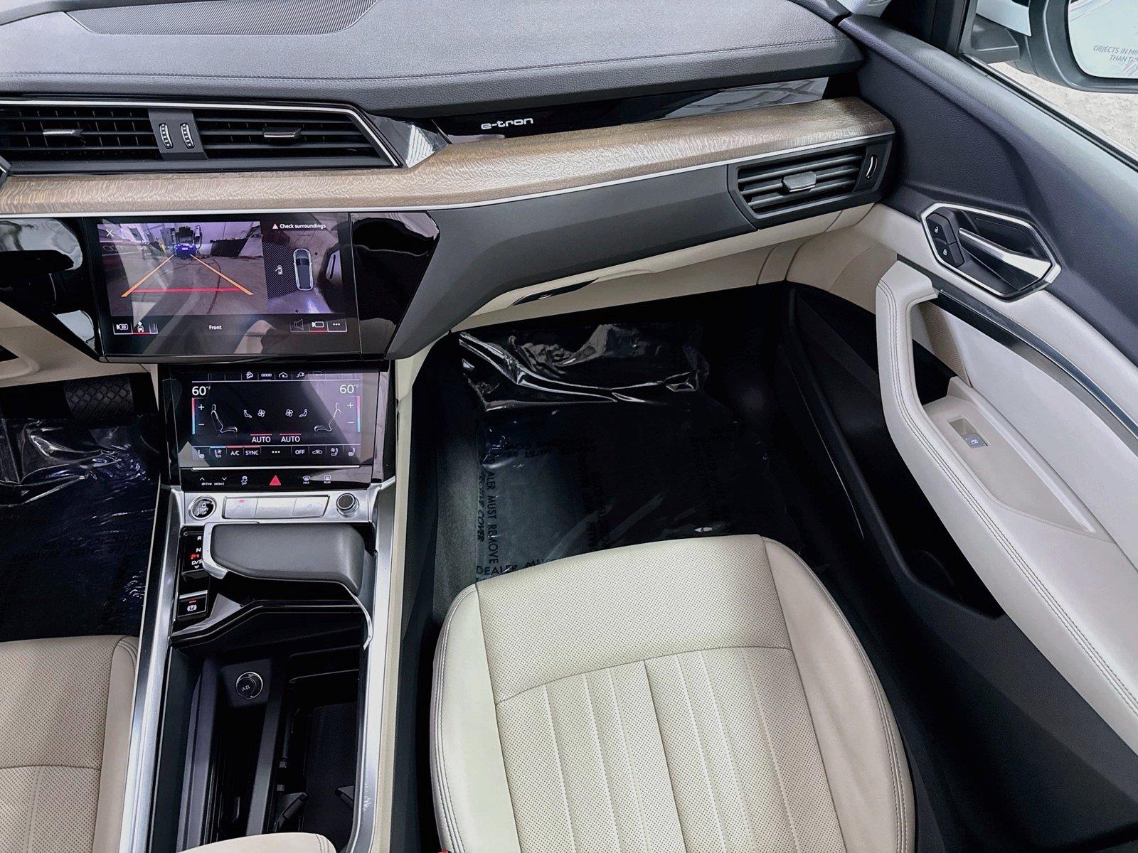 2024 Audi Q8 e-tron Premium Plus