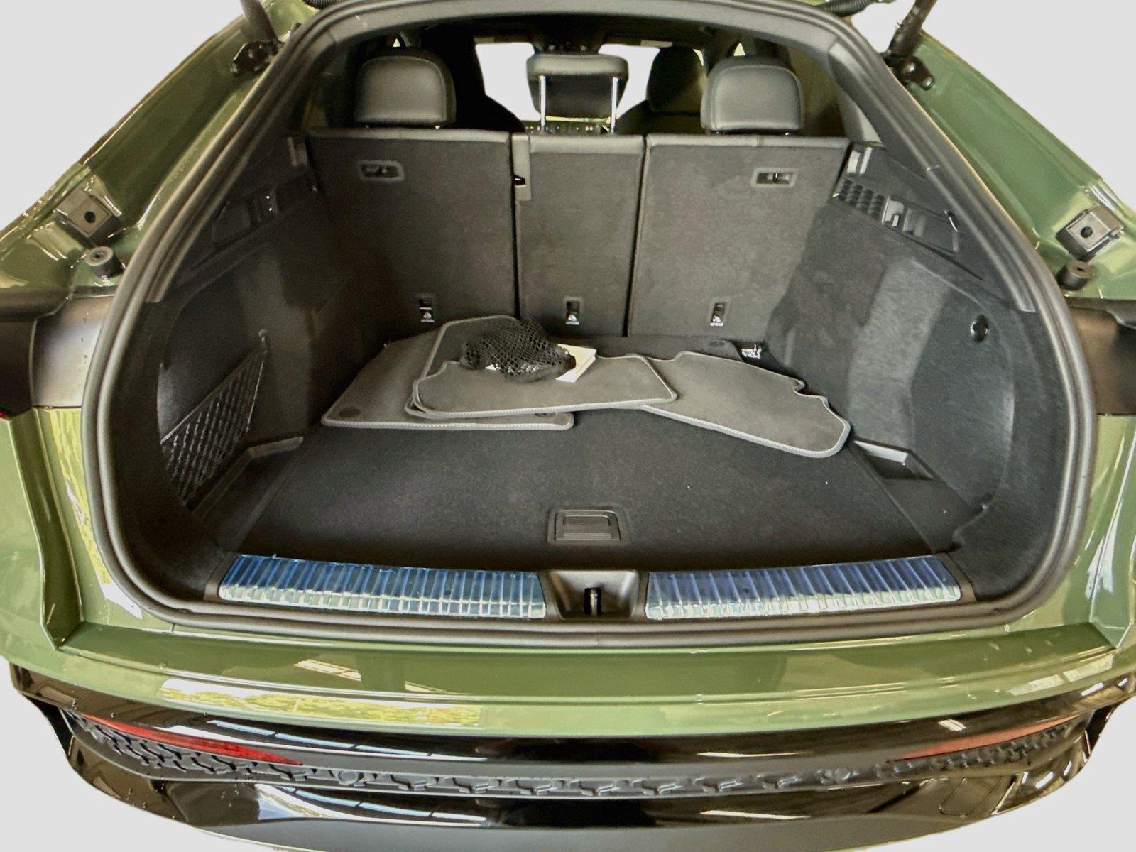2026 Audi SQ5 Sportback Prestige