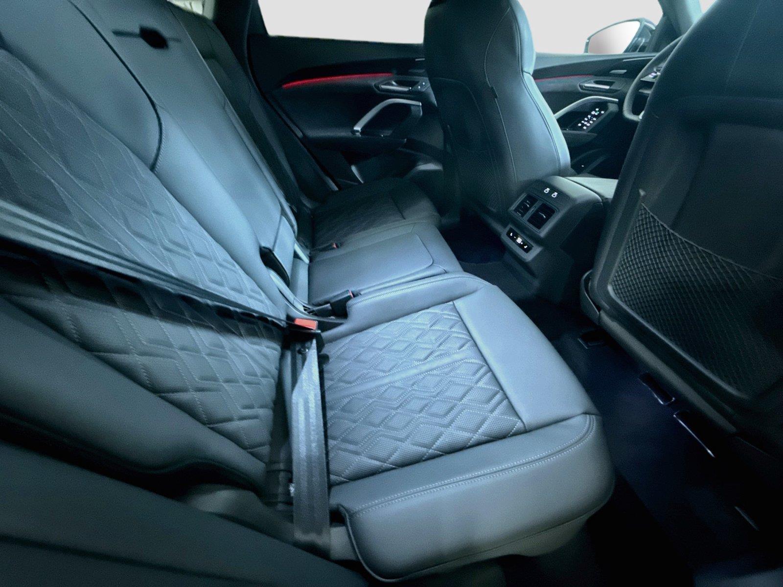 2026 Audi SQ5 Sportback Prestige