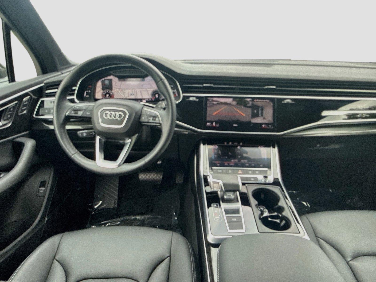 2026 Audi Q7 Premium