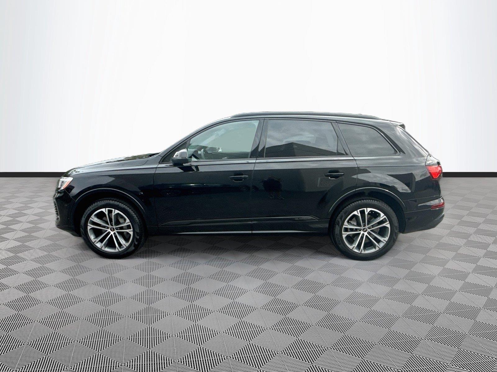 2026 Audi Q7 Premium