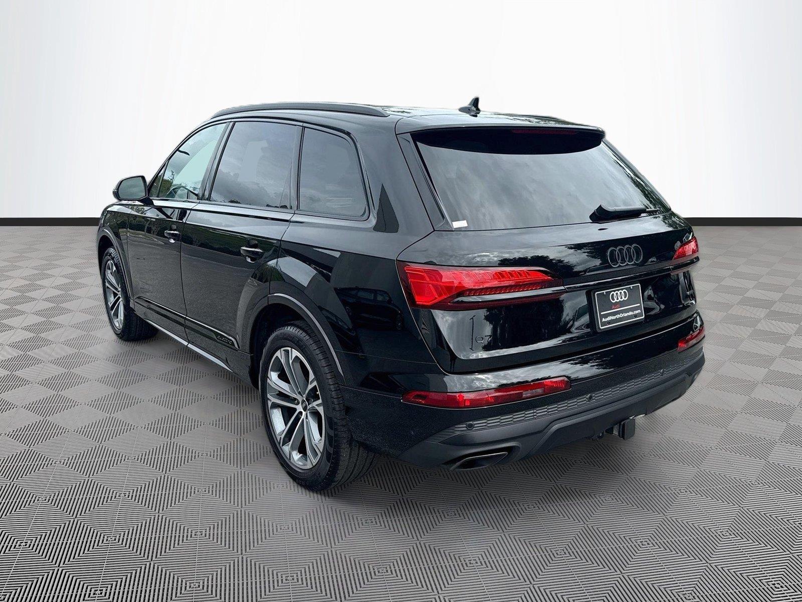 2026 Audi Q7 Premium