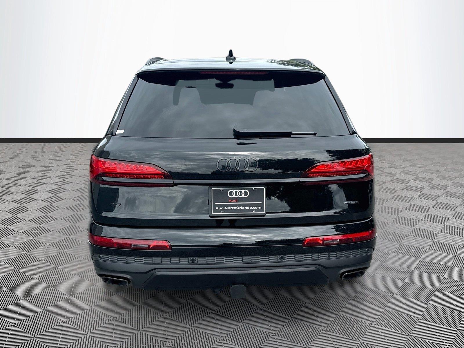 2026 Audi Q7 Premium