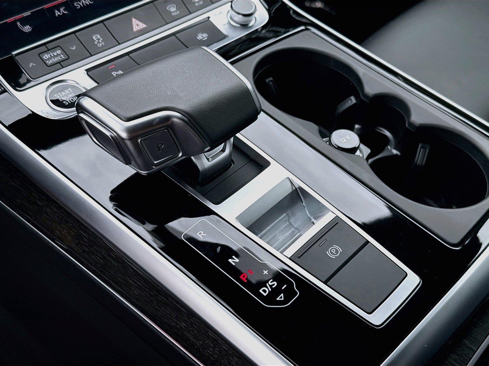 2026 Audi Q7 Premium
