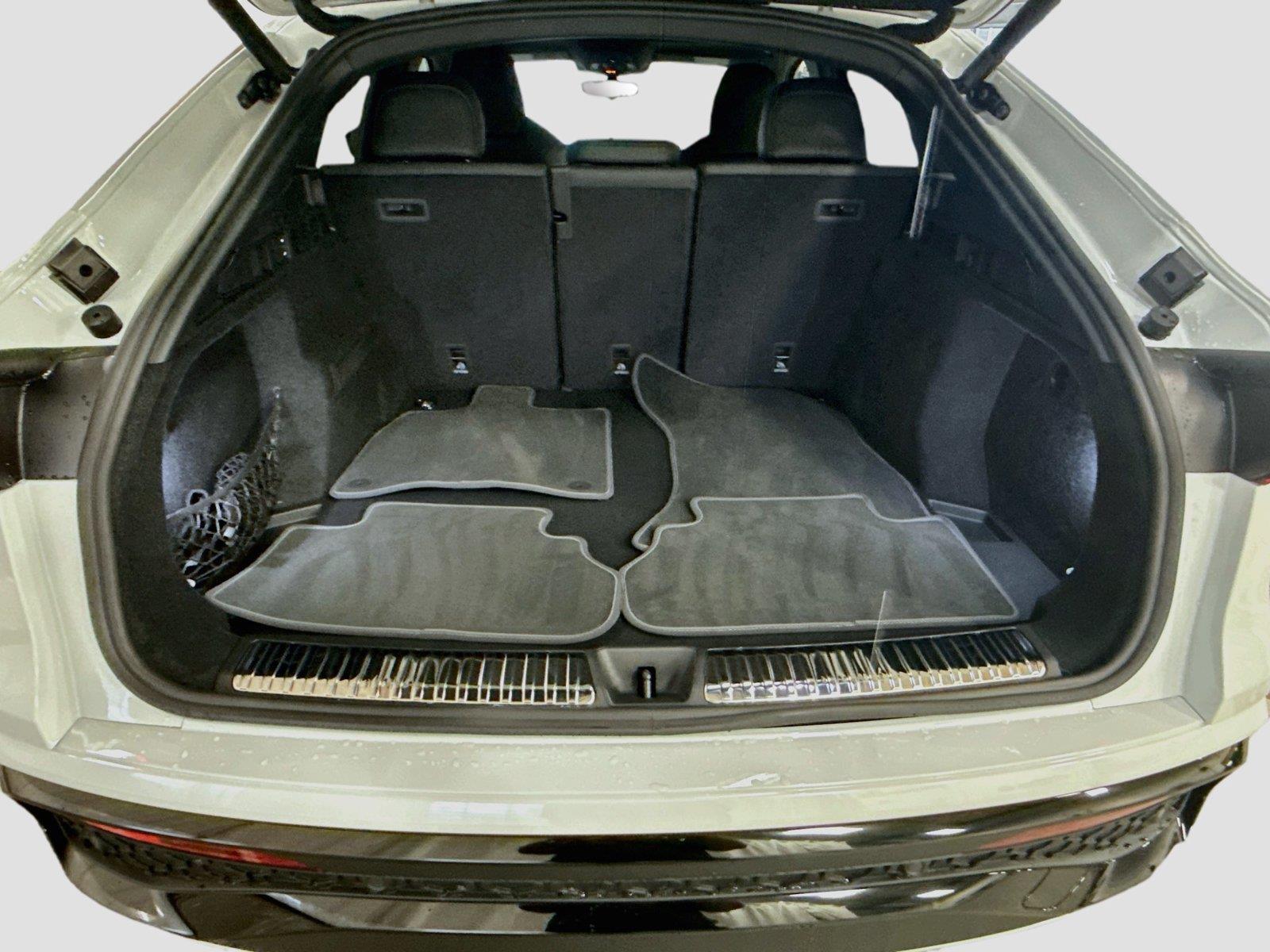 2026 Audi SQ5 Sportback Prestige