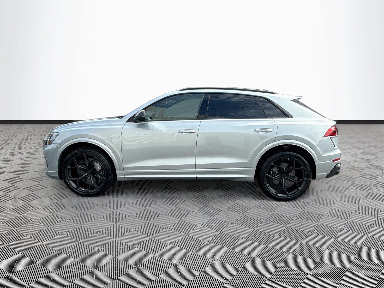 2027 Audi RS Q8 performance