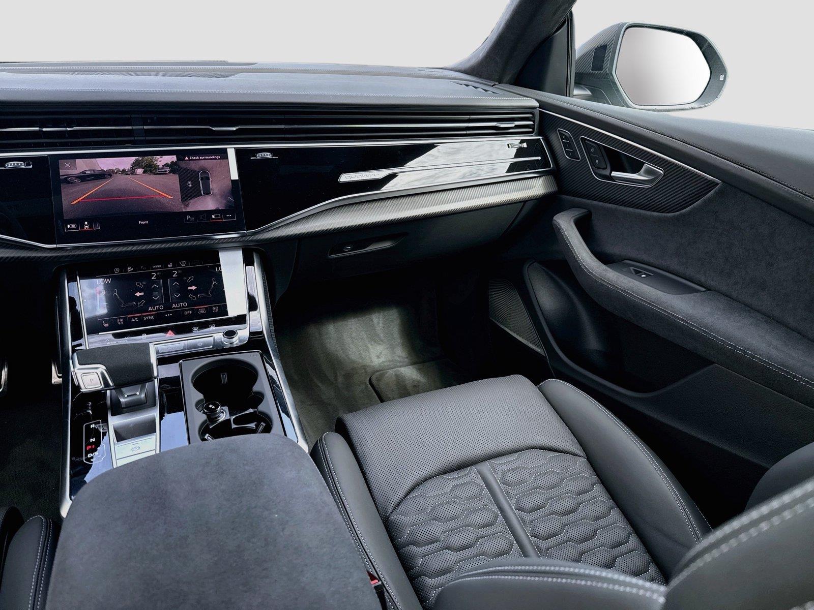 2027 Audi RS Q8 performance