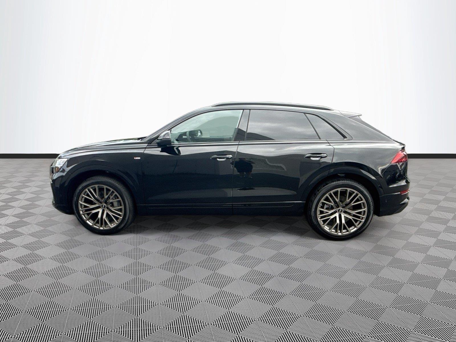 2027 Audi Q8 Premium Plus