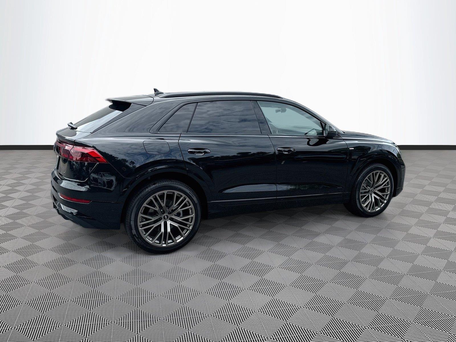 2027 Audi Q8 Premium Plus