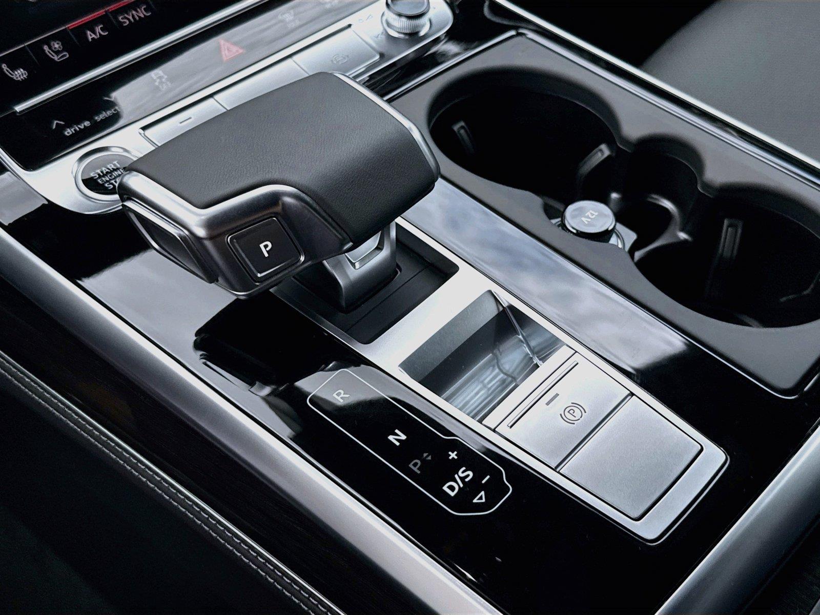 2027 Audi Q8 Premium Plus