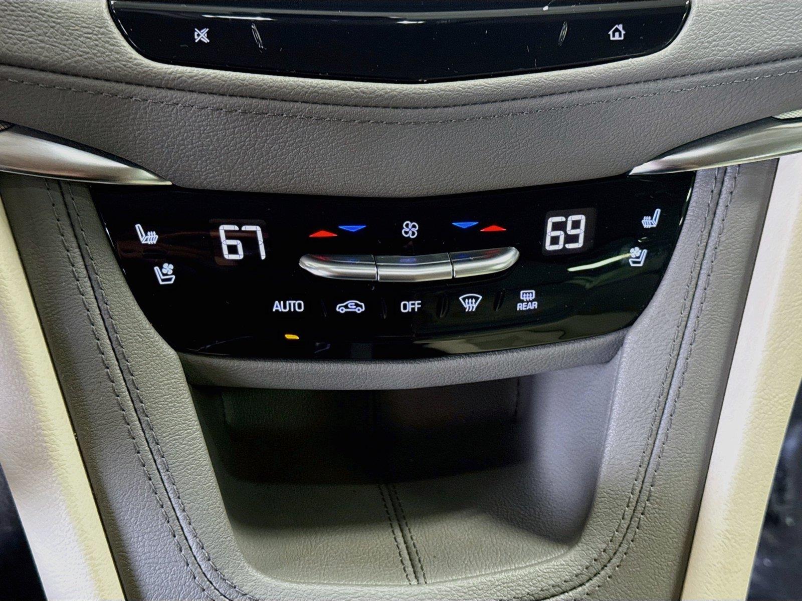 2023 Cadillac XT5 FWD Premium Luxury