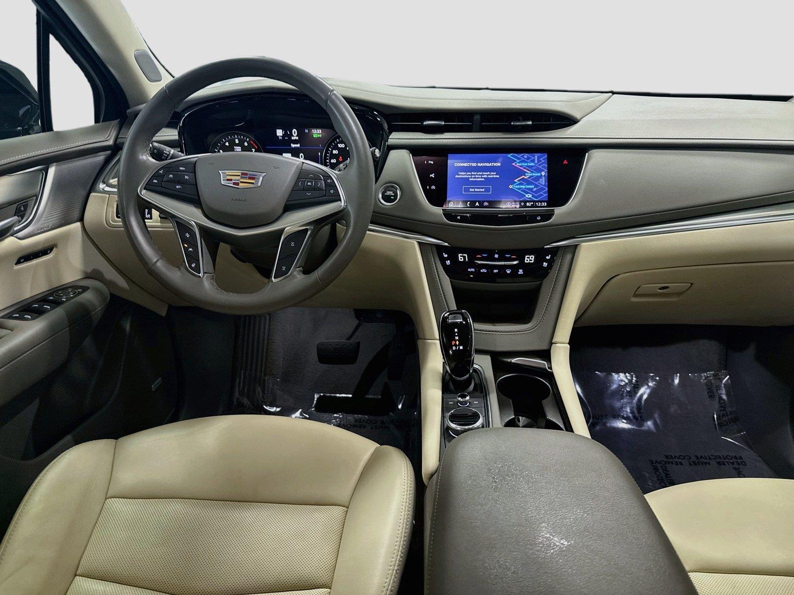 2023 Cadillac XT5 FWD Premium Luxury