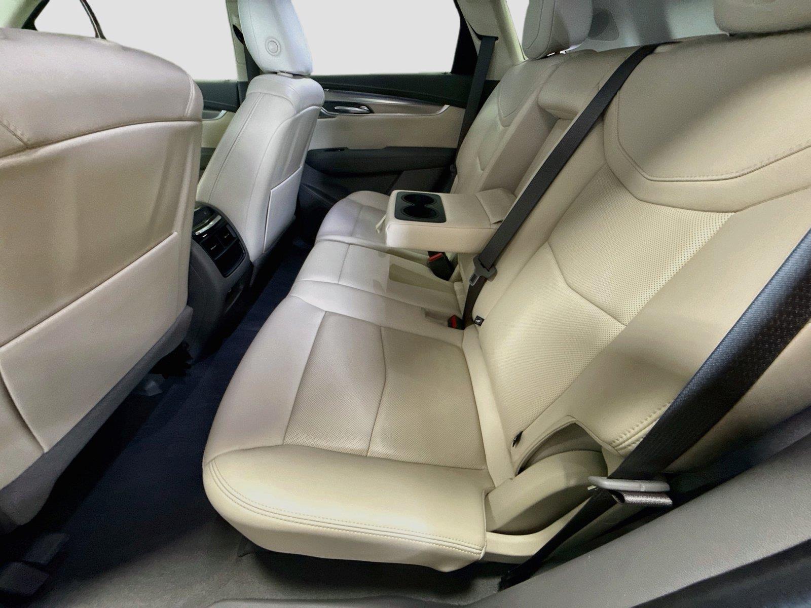 2023 Cadillac XT5 FWD Premium Luxury