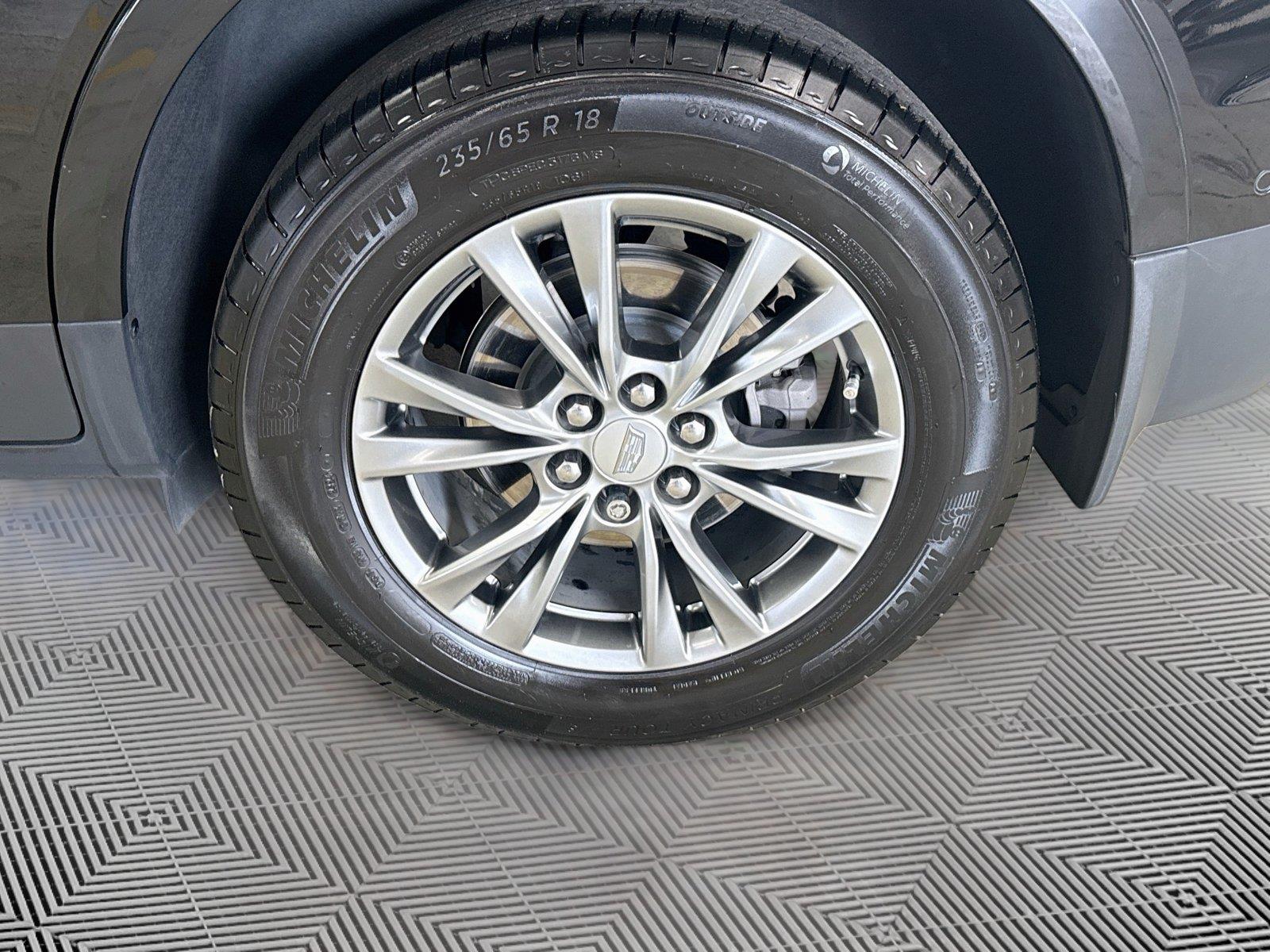 2023 Cadillac XT5 FWD Premium Luxury