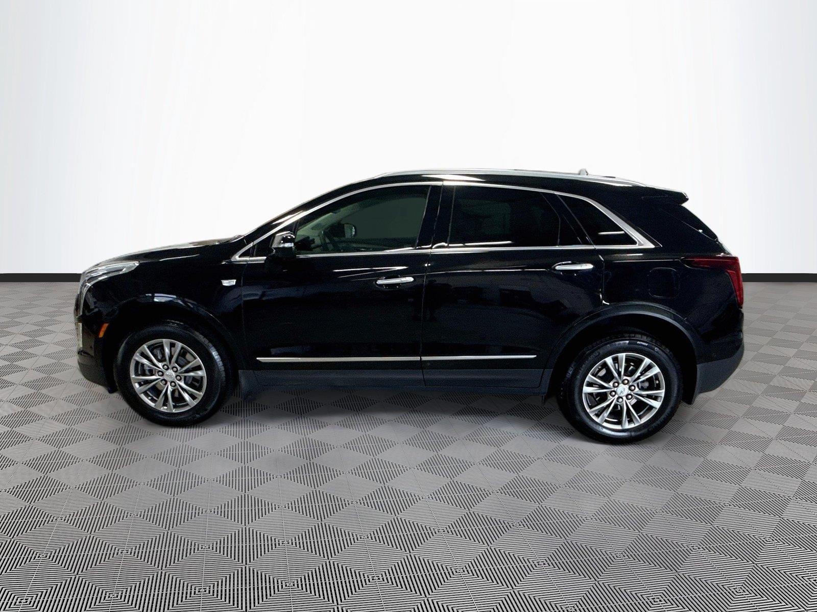 2023 Cadillac XT5 FWD Premium Luxury