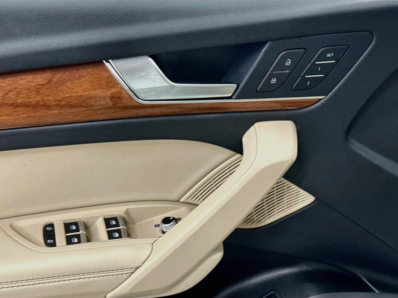 2023 Audi Q5 Premium Plus