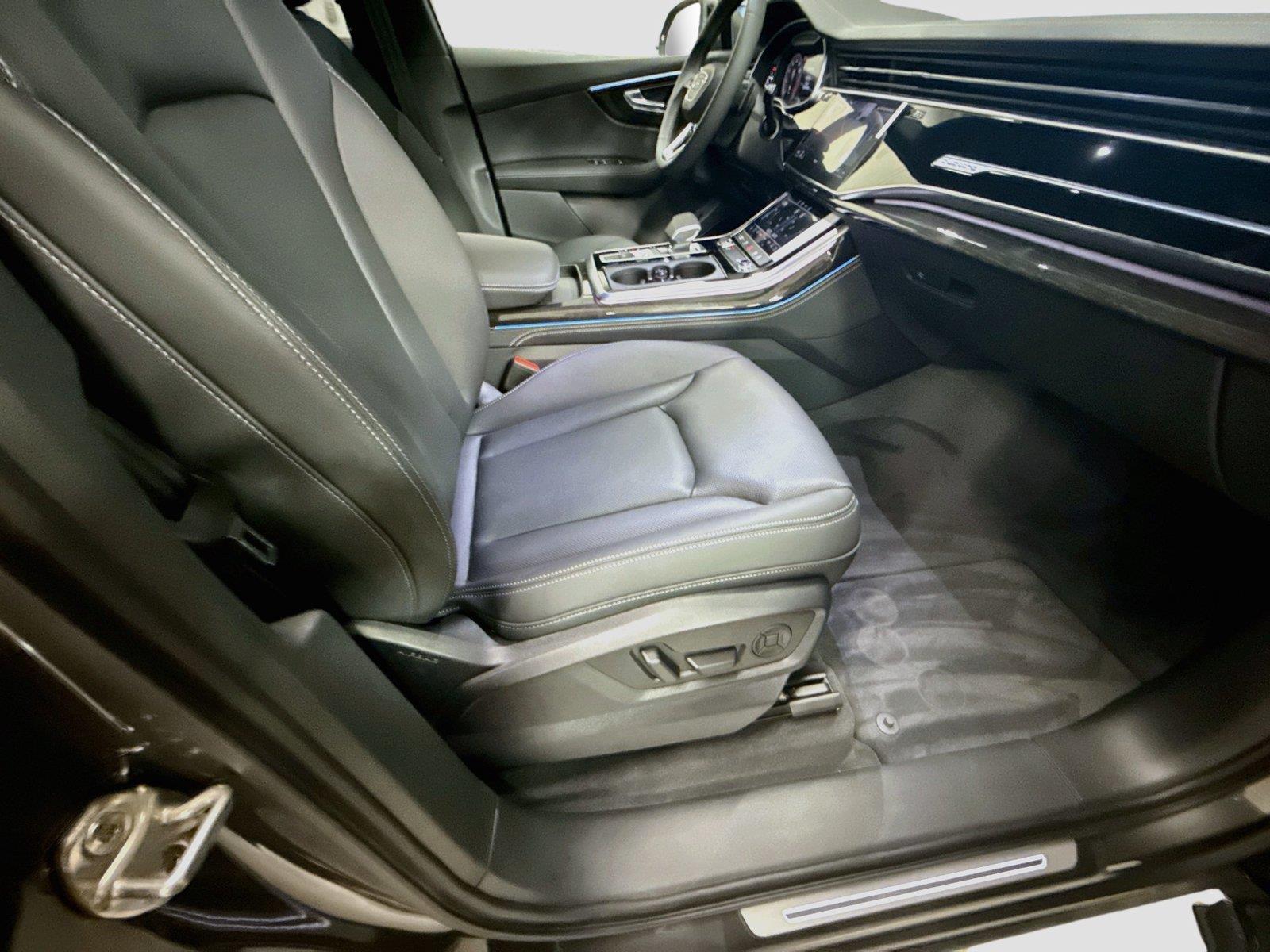 2026 Audi Q7 Premium Plus
