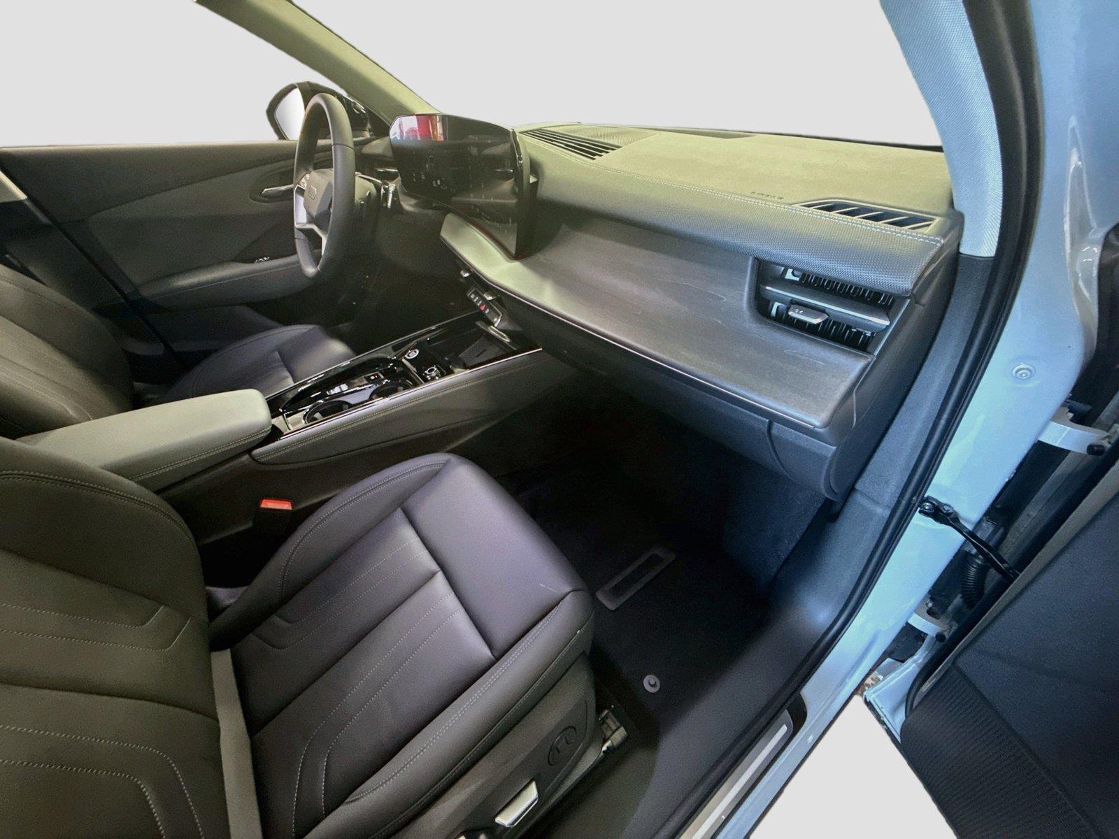 2026 Audi Q3 S line