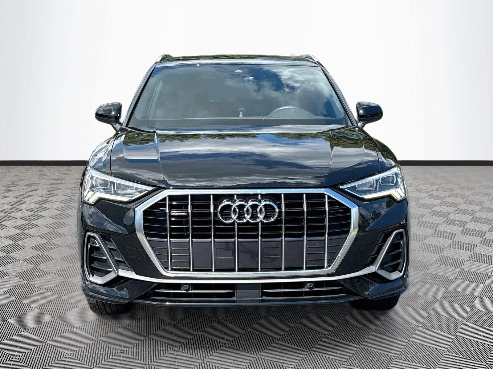 2019 Audi Q3 S line Premium Plus