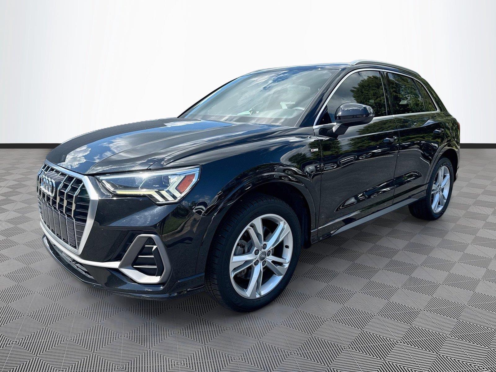 2019 Audi Q3 S line Premium Plus