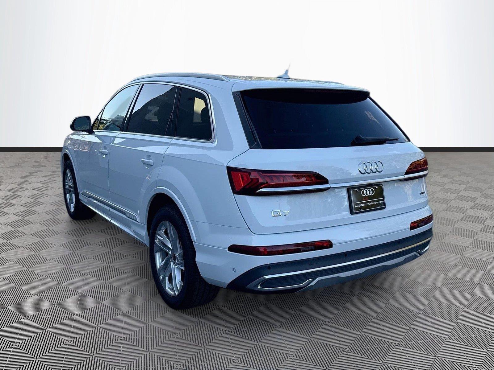2023 Audi Q7 Premium Plus