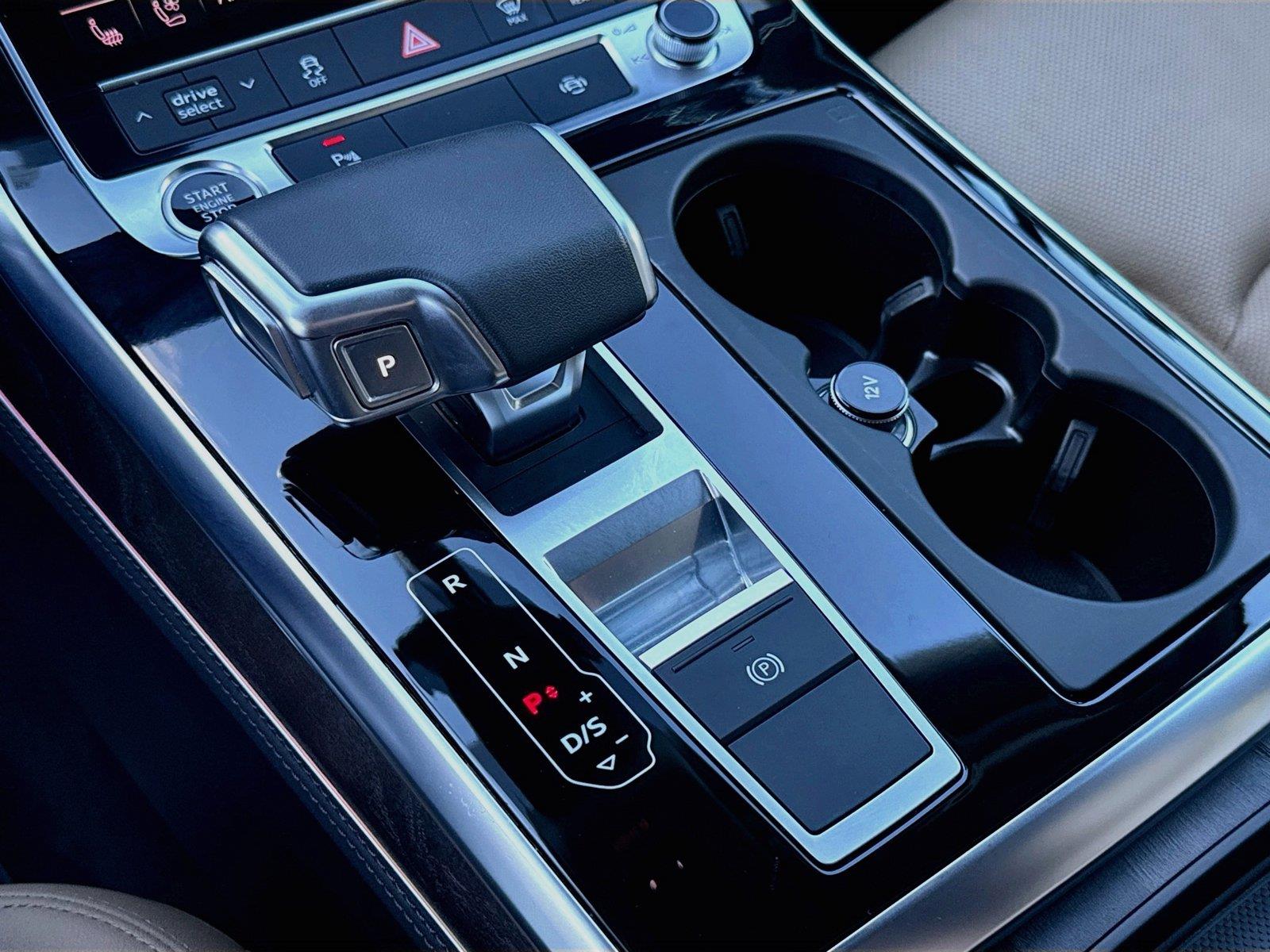 2023 Audi Q7 Premium Plus