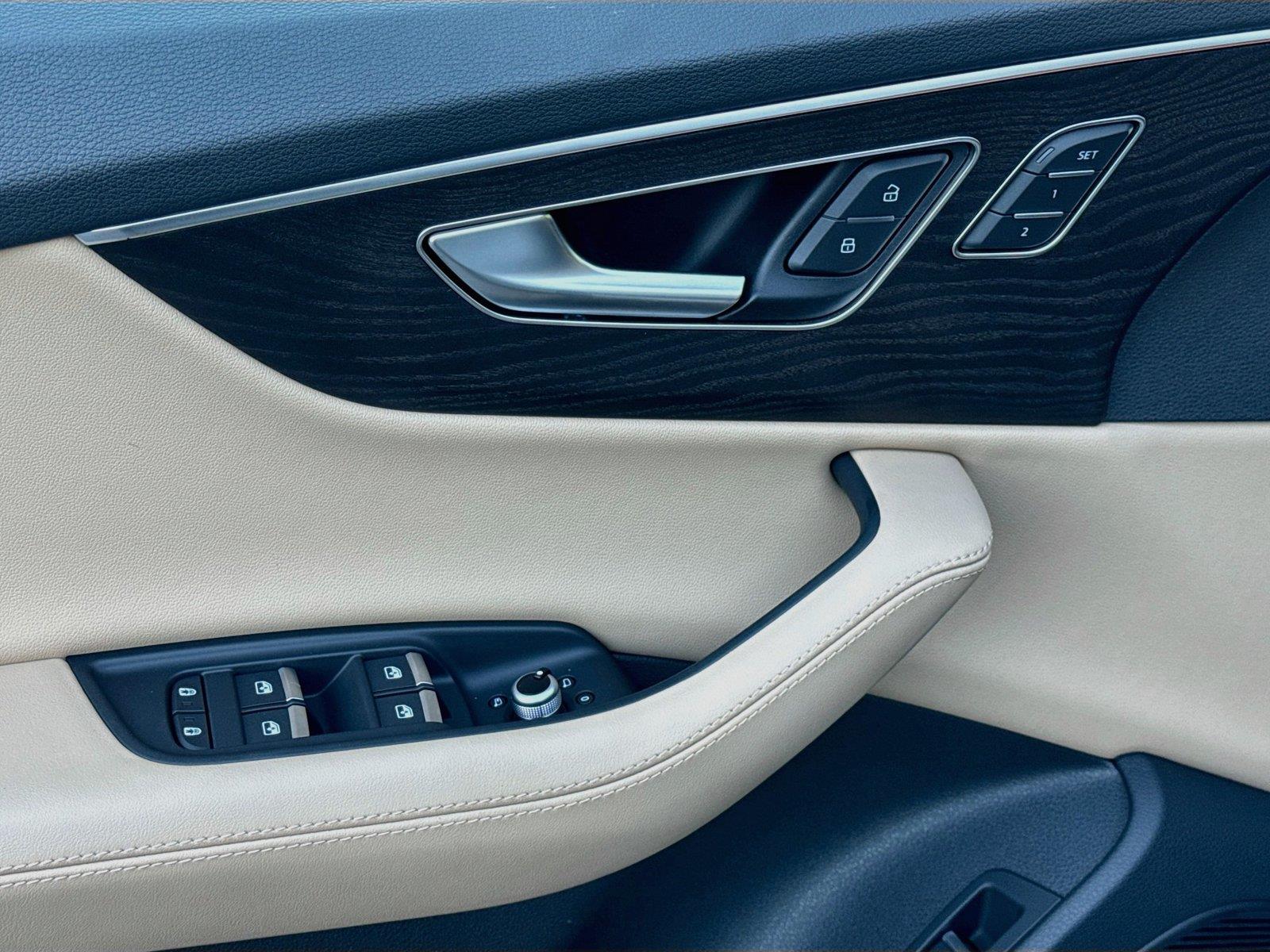 2023 Audi Q7 Premium Plus