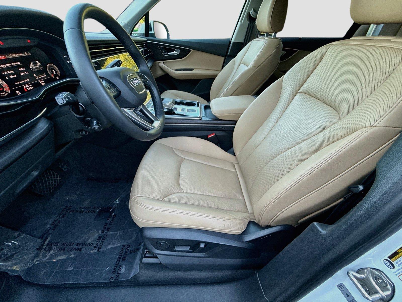 2023 Audi Q7 Premium Plus