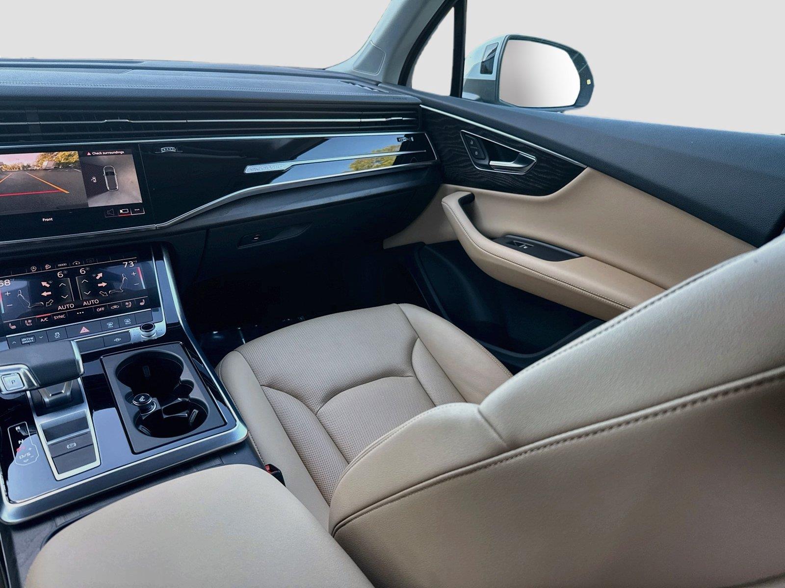 2023 Audi Q7 Premium Plus