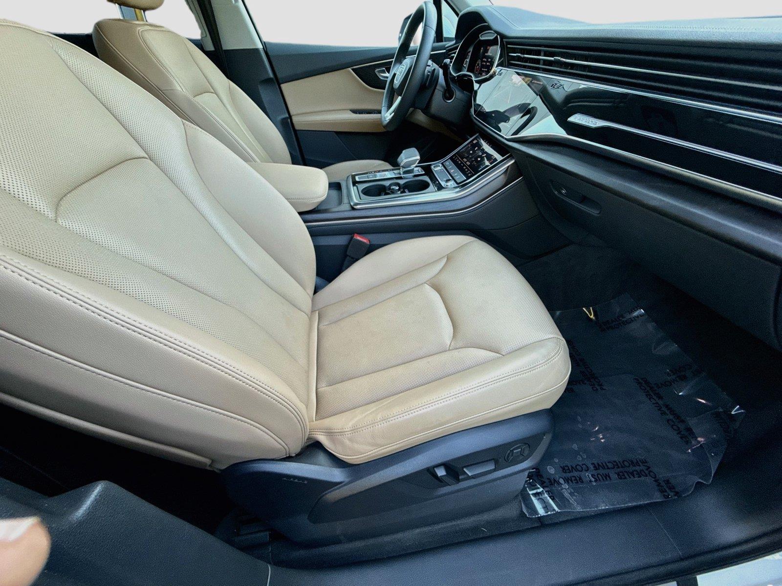 2023 Audi Q7 Premium Plus