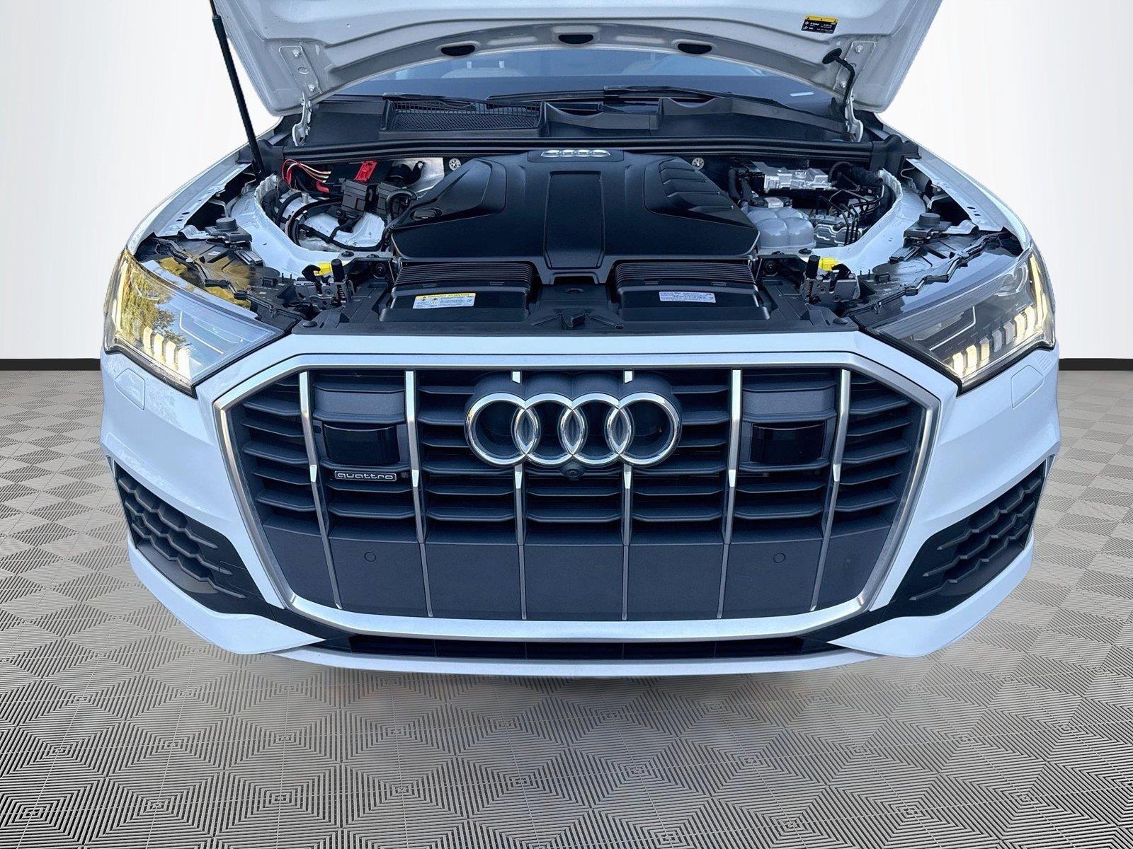 2023 Audi Q7 Premium Plus