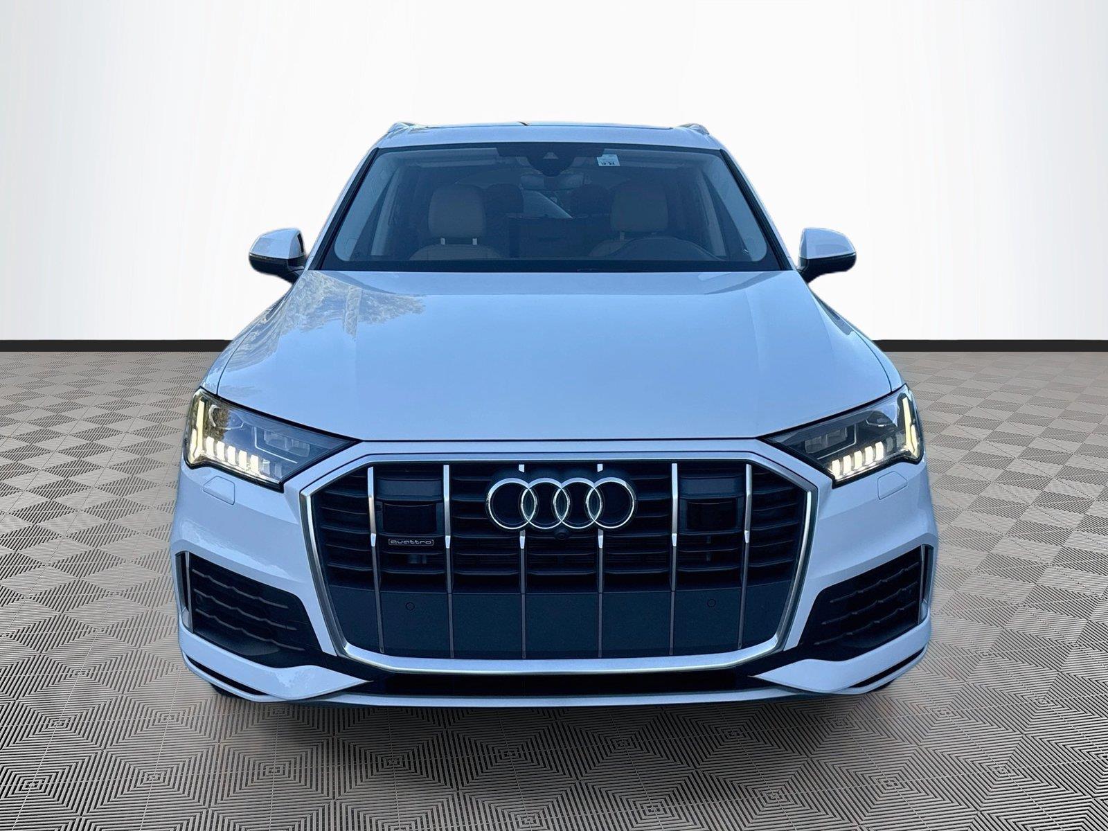 2023 Audi Q7 Premium Plus