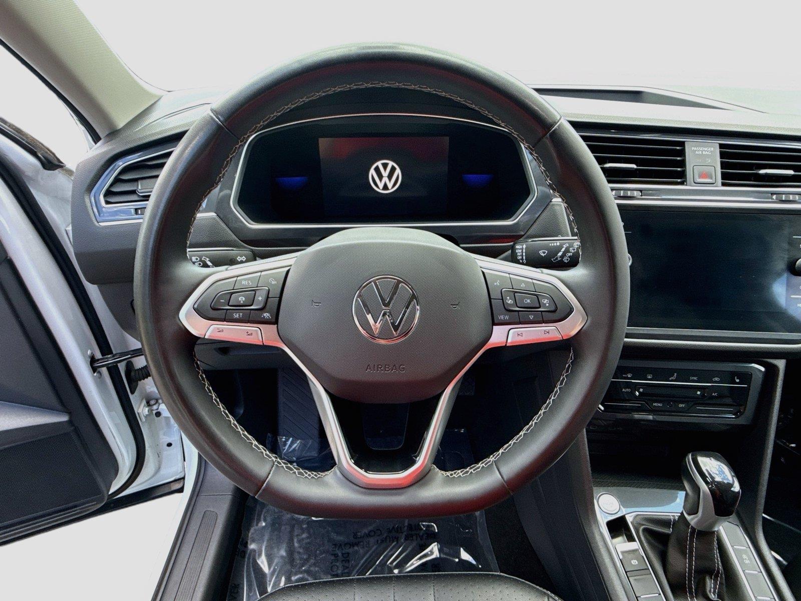 2022 Volkswagen Tiguan SE