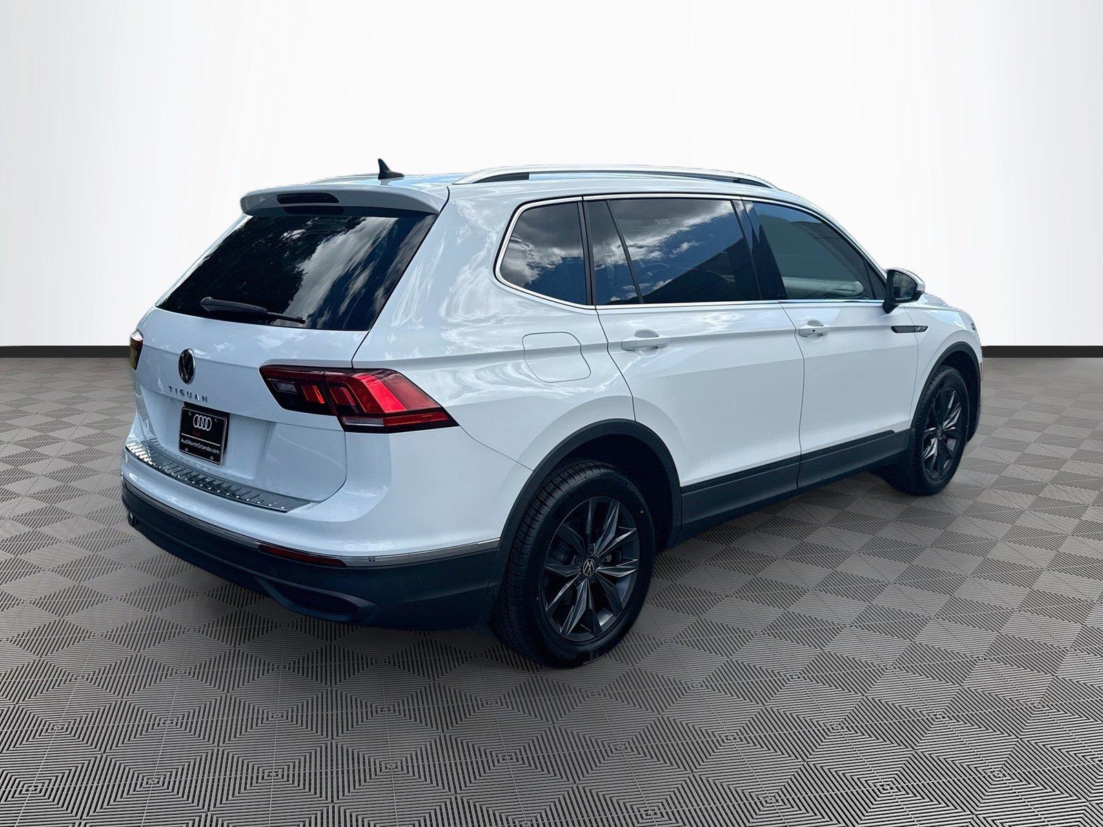 2022 Volkswagen Tiguan SE