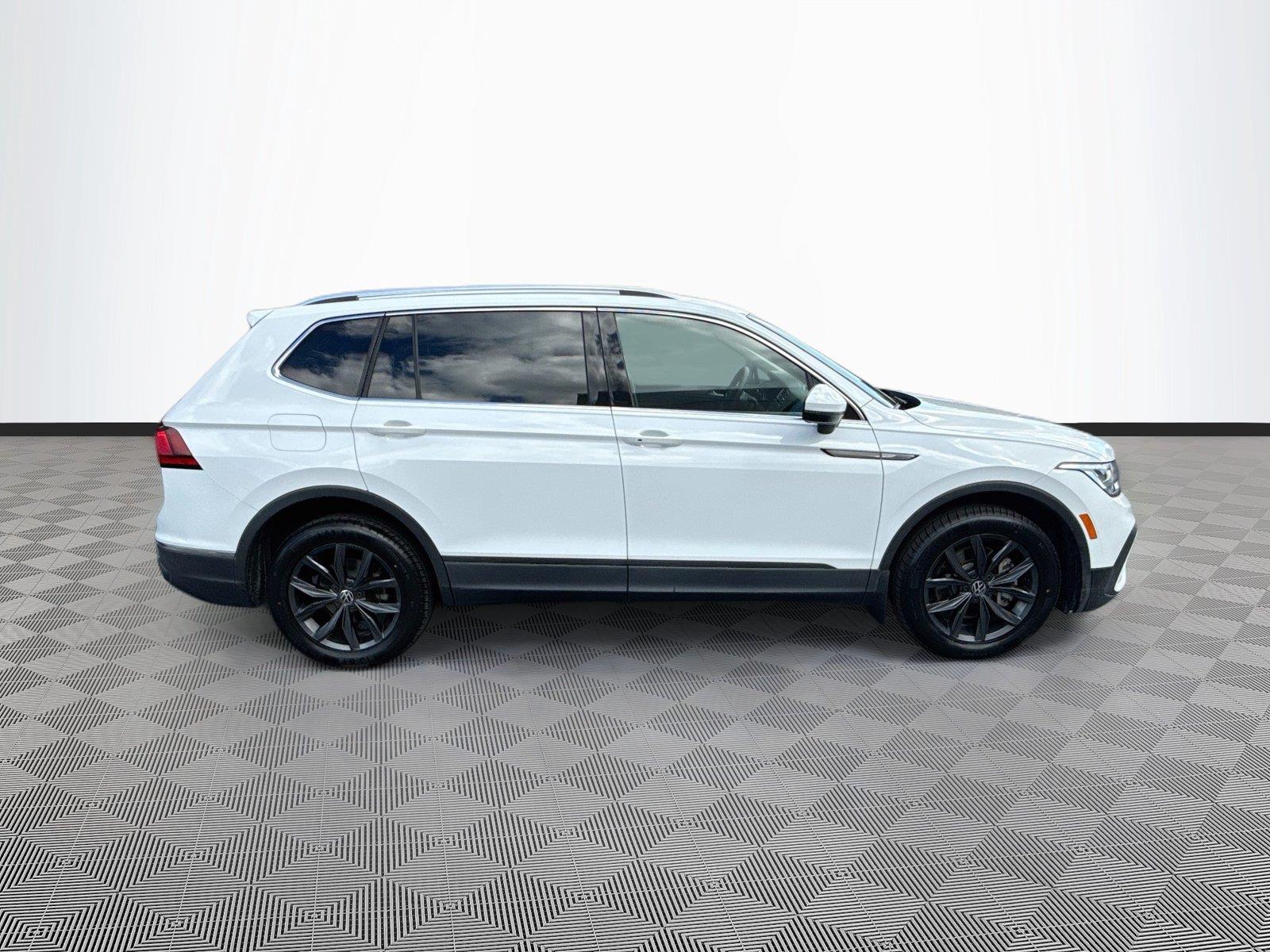2022 Volkswagen Tiguan SE
