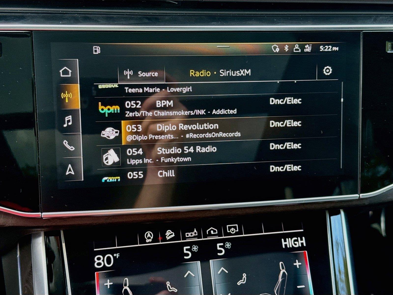 2020 Audi Q8 Premium Plus
